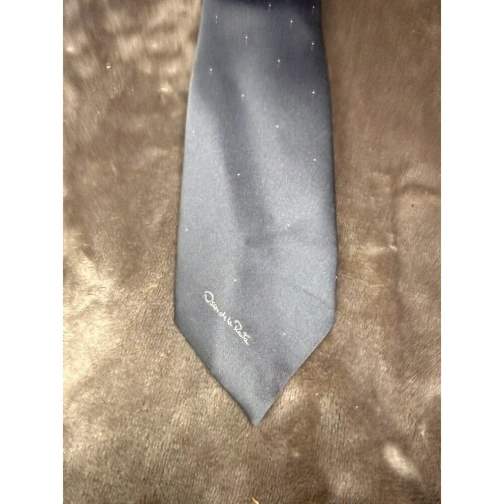 VTG 80s Oscar de la Renta Tie Gray Micro Dot Designer Necktie NOS $15 Tag